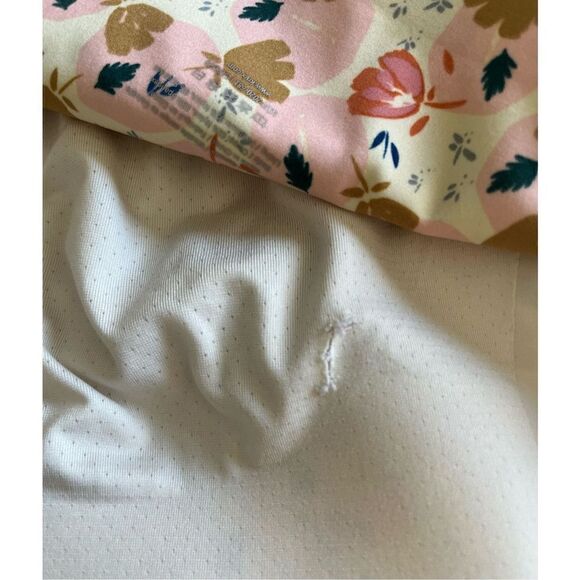 Knix LuxeLift Wireless Seamless Pullover Peach Floral Bra‎ - Picture 4 of 4